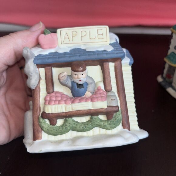 3 Piece Christmas Village Pieces 5/6 Inches Post Office Lighthouse Apple Vendor - Picture 11 of 13